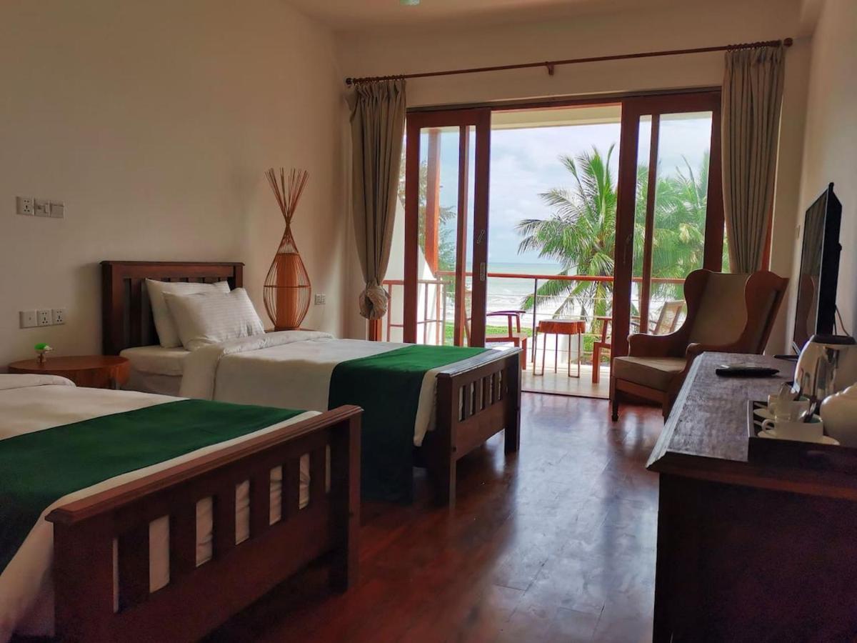 Cardamon Hotel Nilaveli Exterior photo